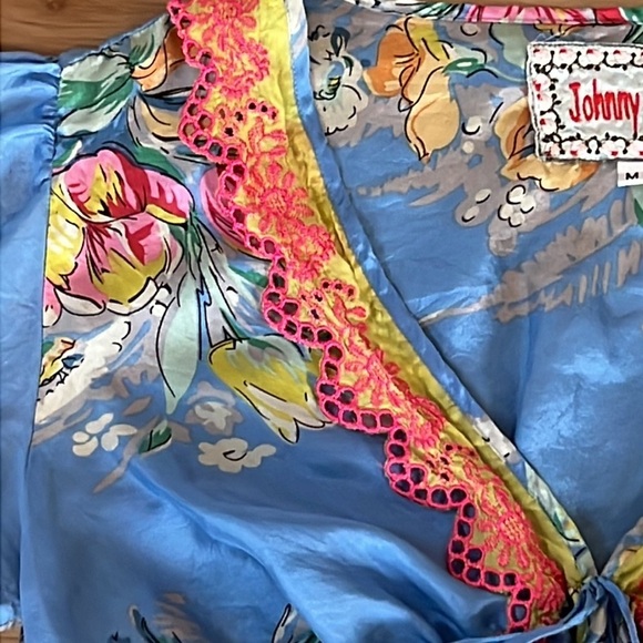 Johnny Was blouse excellent condition. Sz m - Picture 3 of 4